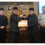 Molor Hingga 3 Jam, Akhirnya Rapat Paripurna Pengesahan APBD OKU 2026 Resmi Disepakati Legislatif dan Eksekutif